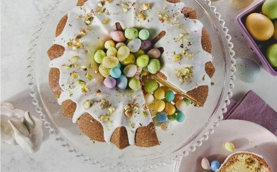 Wow Your Easter Guests With Easy Spring Surprise Cake 