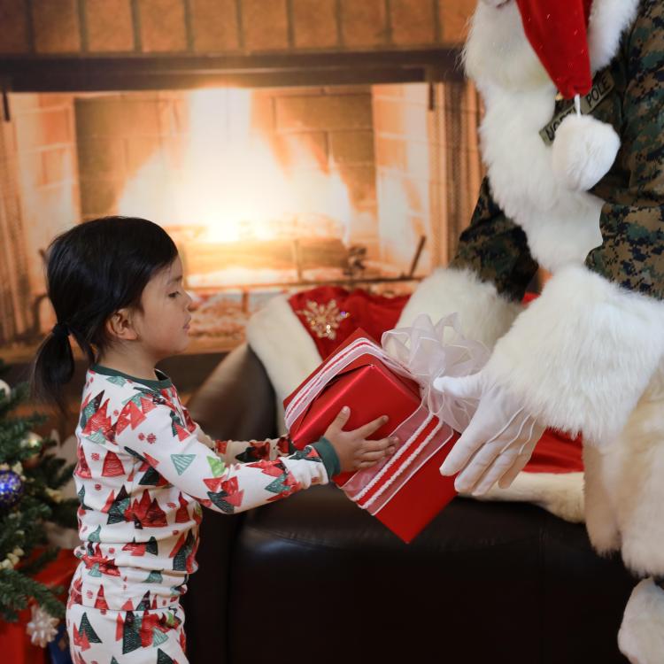 Marine Toys for Tots’ 78th Holiday Campaign Delivers Hope to Children Living in Poverty Marine Toys for Tots’ 78th Holiday Campaign Delivers Hope to Children Living in Poverty