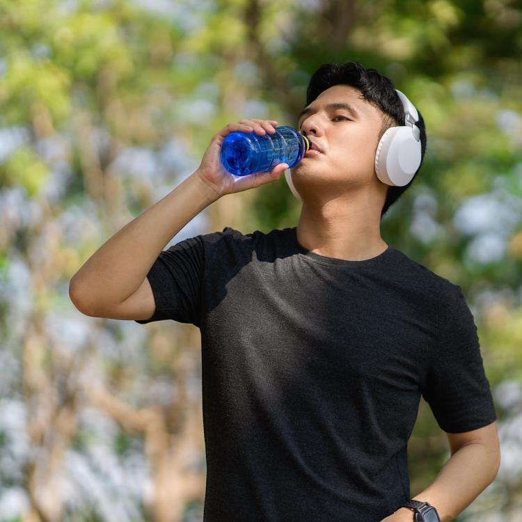 This Summer, Don’t Let Dehydration Ruin Your Workout 